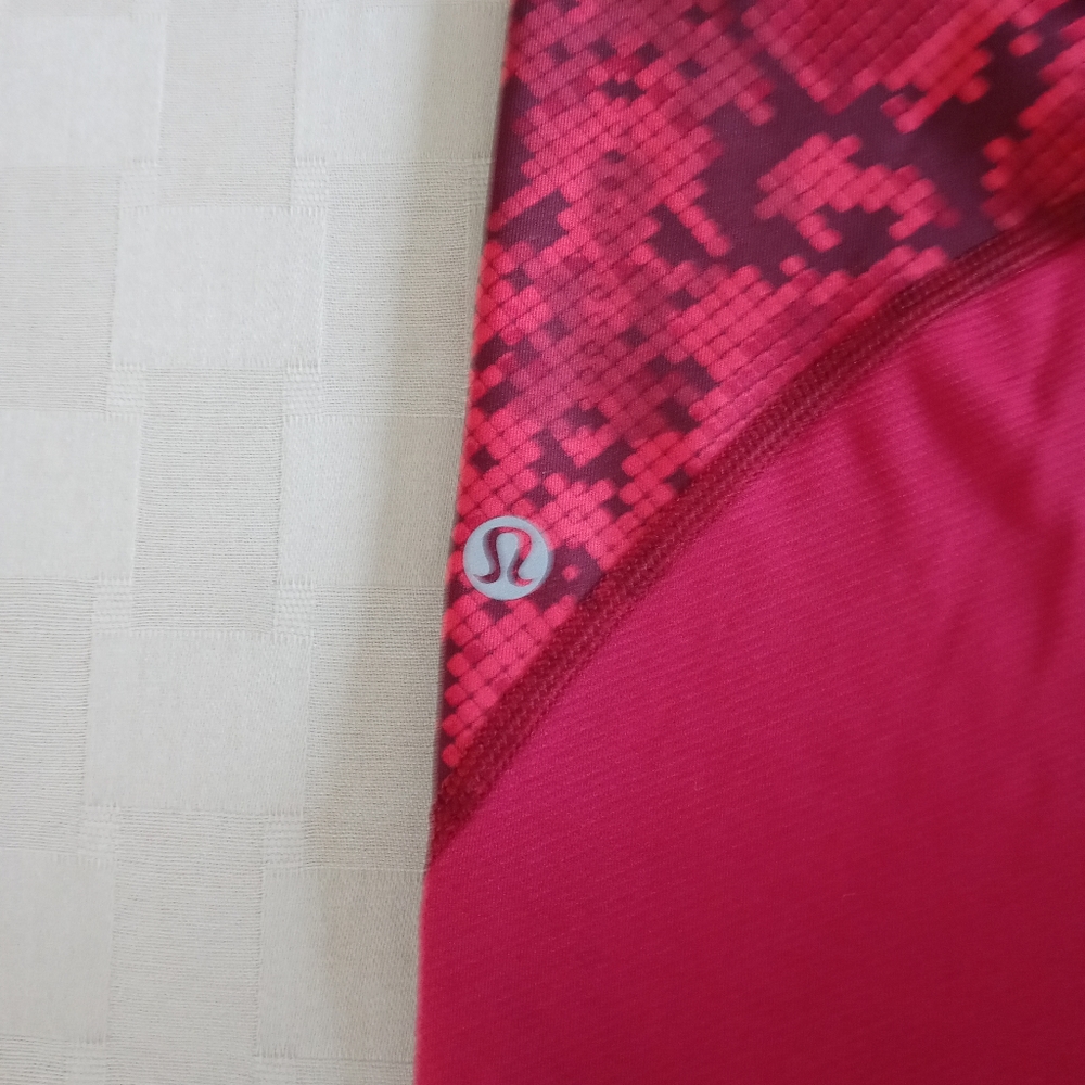 Lululemon Vent It Out Snakeskin Crop Legging - Picture 7 of 13